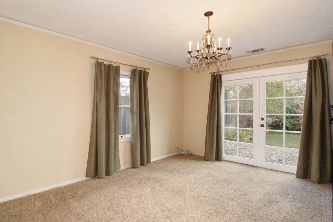 Just listed! Darling Elmhurst home