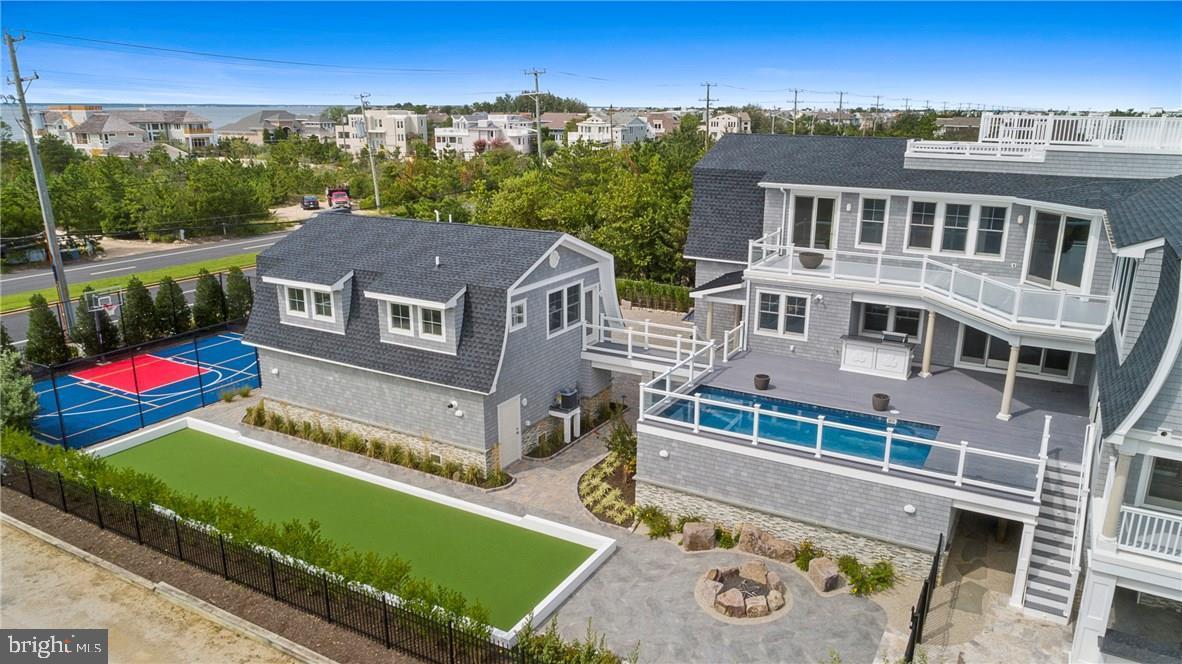 25 Long Beach Blvd, #A