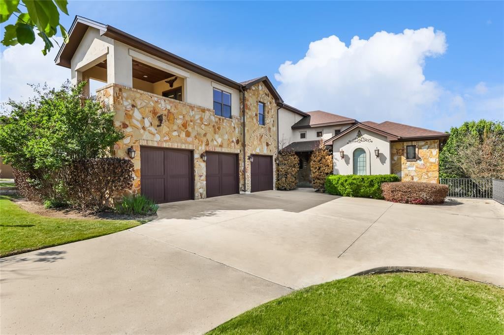 15098 Joseph Dr, Lakeway, TX 78734