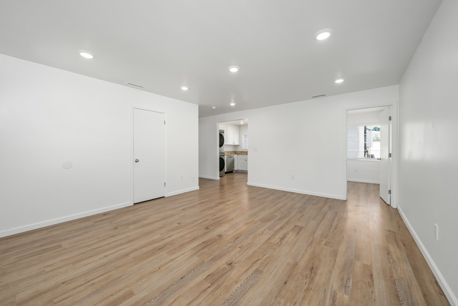 133 Foothill Blvd