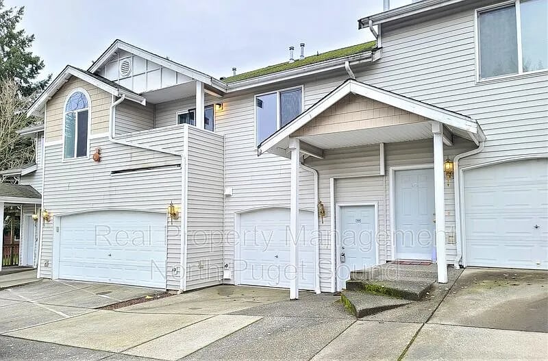 510 75th St SE #104