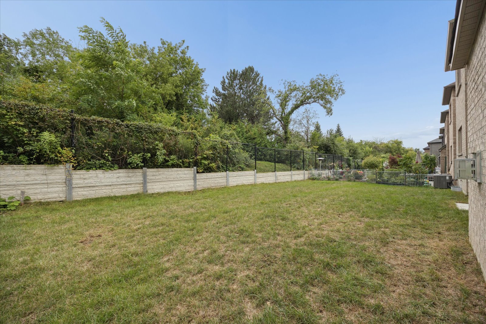 72 Silk Twist Drive, East Gwillimbury