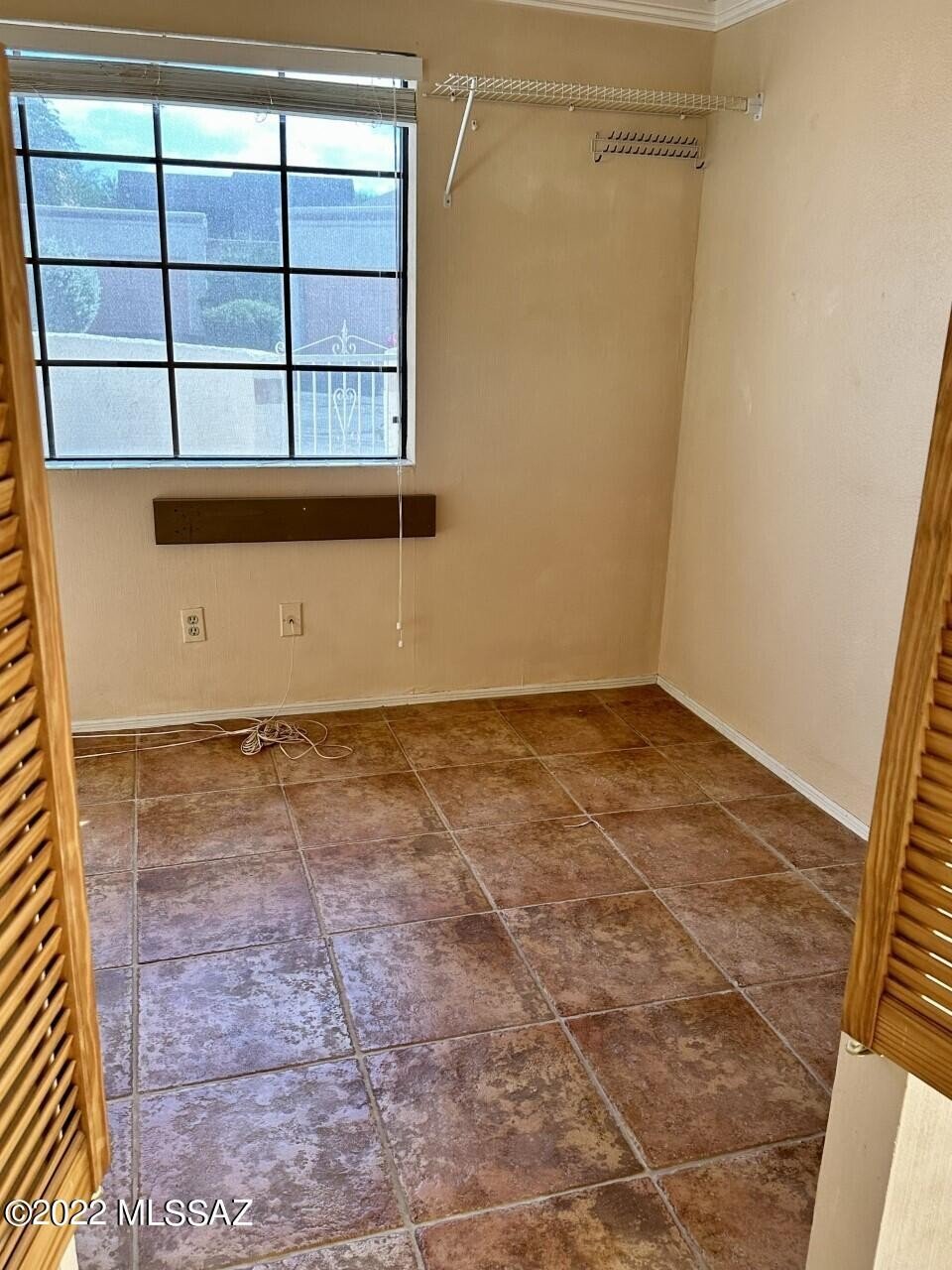 218 E Horizon Cir