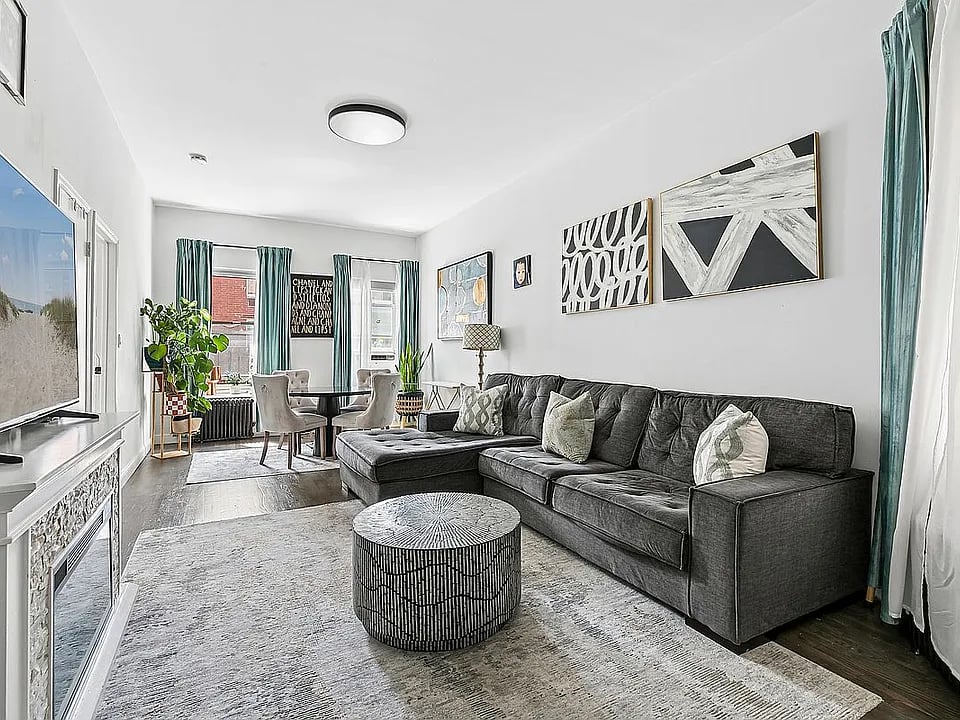 517 W 48th St, #5F
