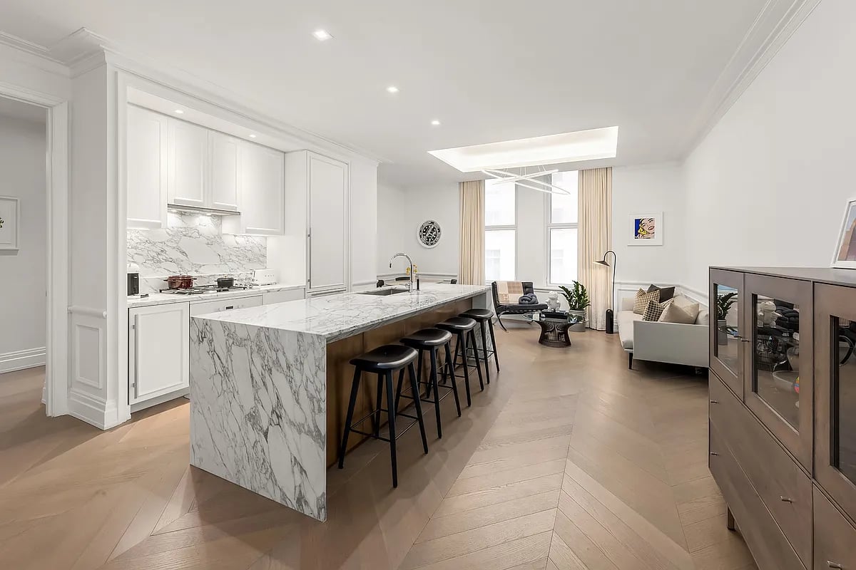108 Leonard St, #91