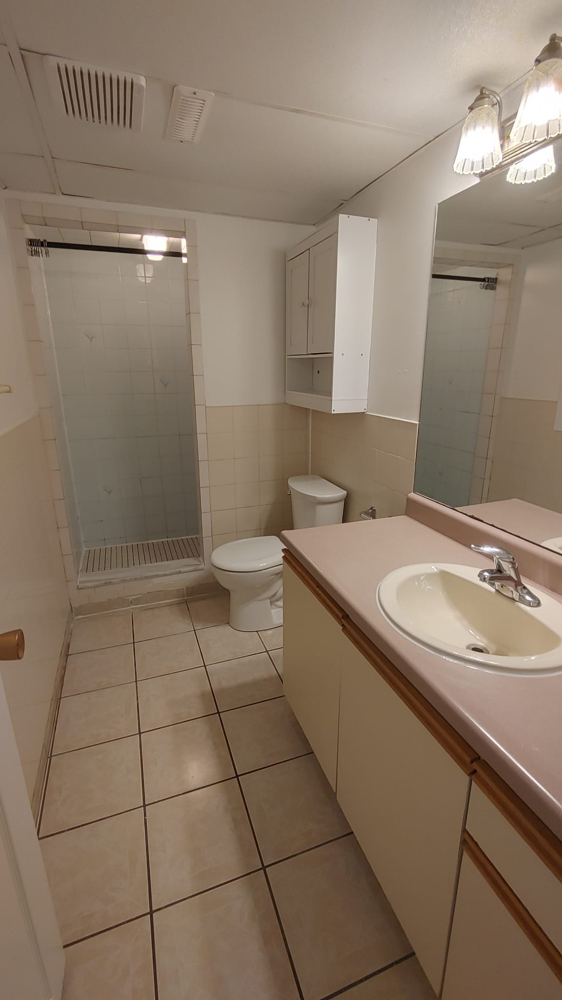 112 Trafalgar Square Lower