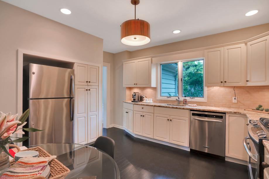 Sold for 10% Over List Price – 23 Colonial Terrace, Maplewood, NJ – $755,000