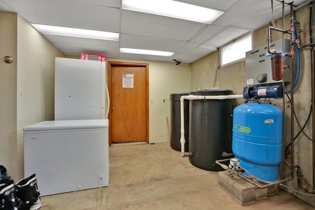 12 Hillcrest Circle