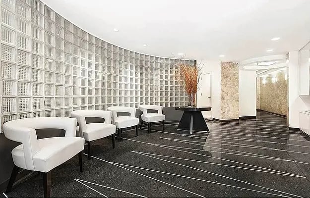 33 Greenwich Ave #10F