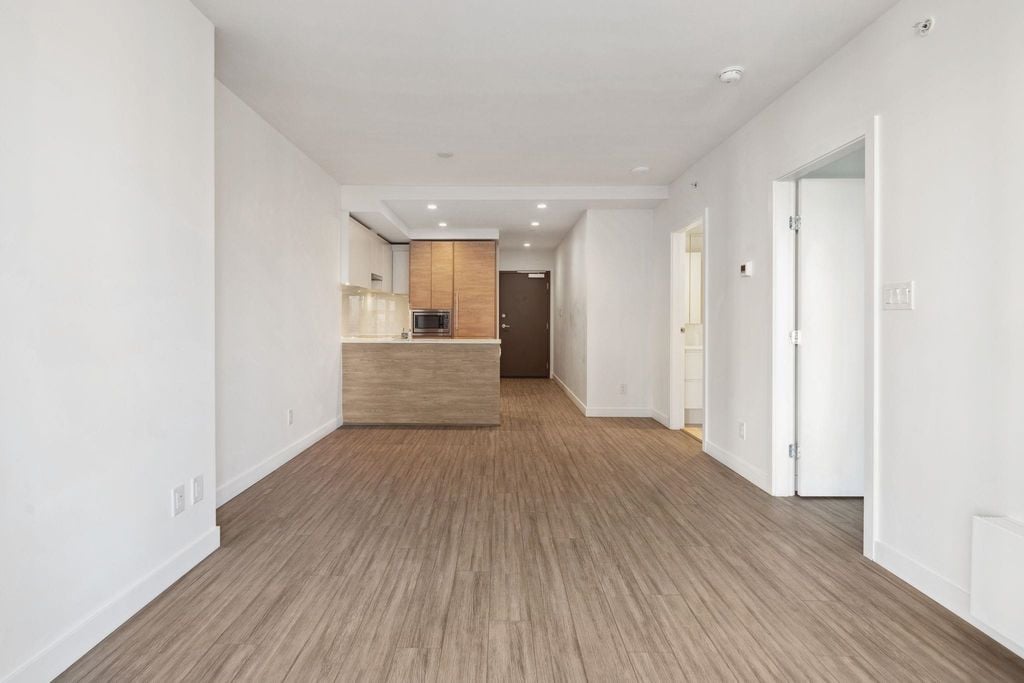 13615 Fraser Hwy, #1505