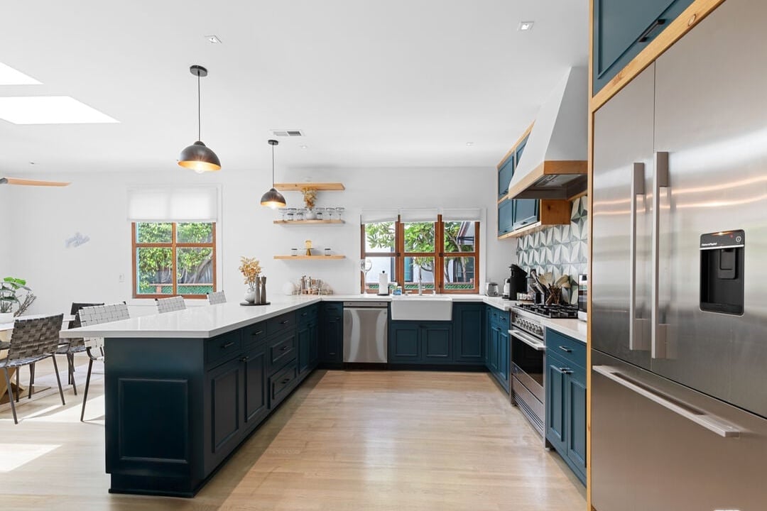 N Crescent Heights Blvd, 90048