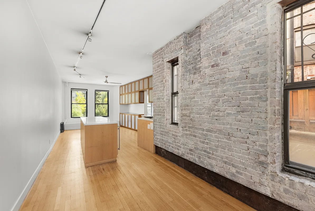 149 Avenue C #2F