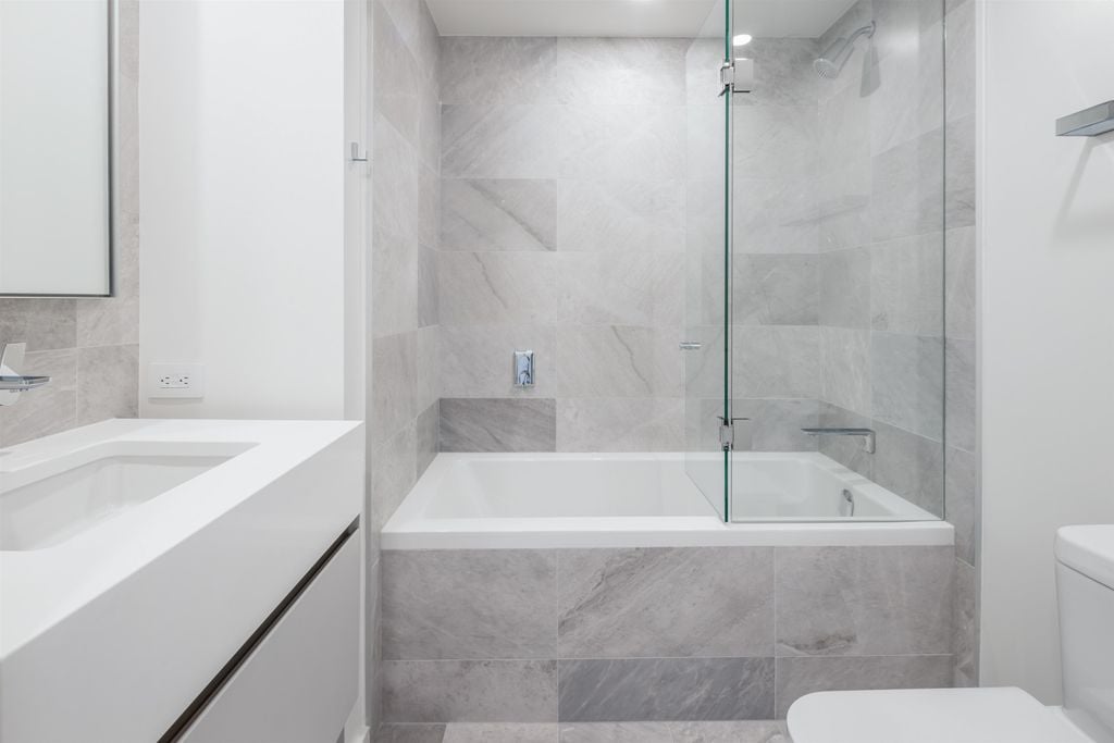 889 Pacific St, #2506