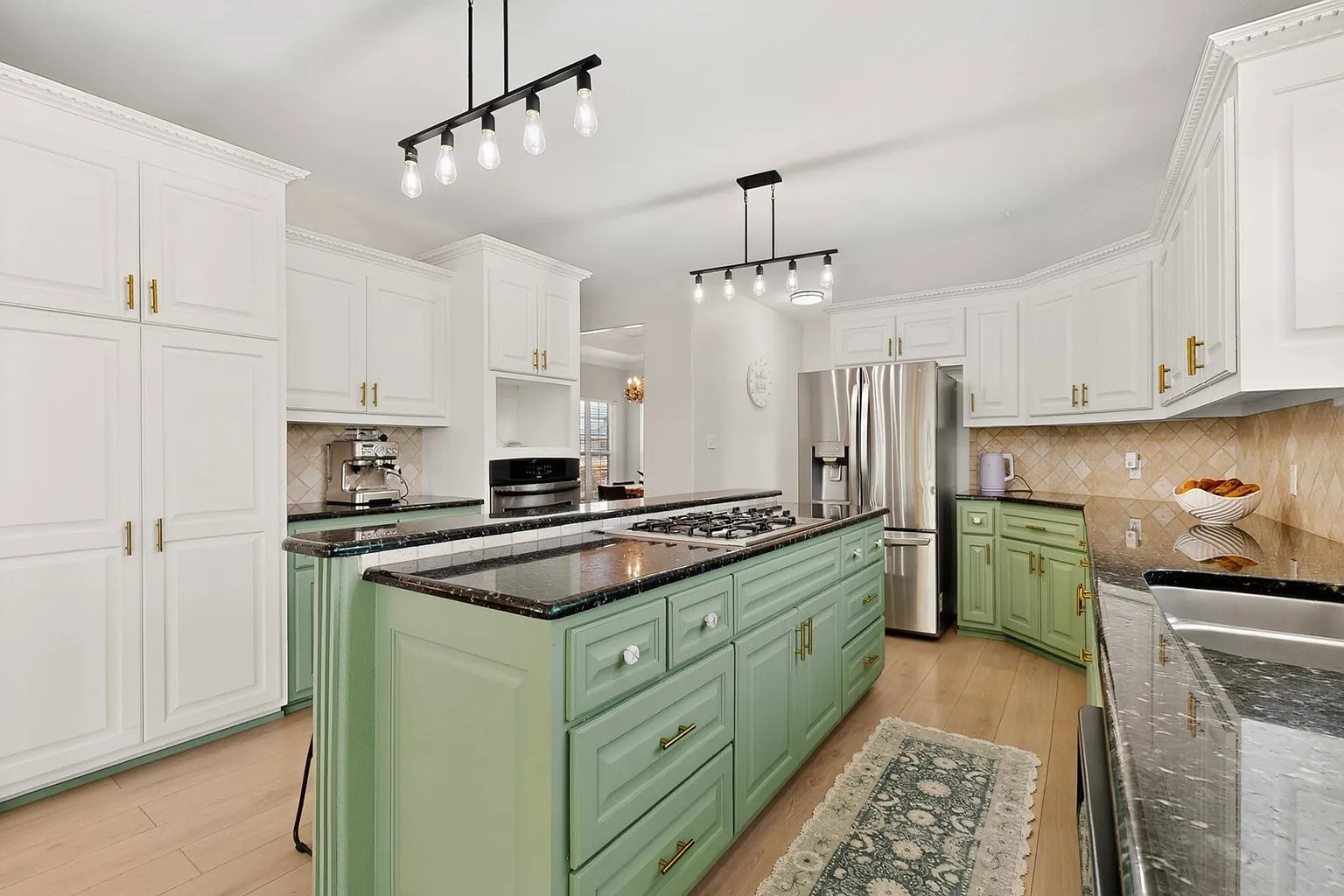 15144 Delaney Lane
