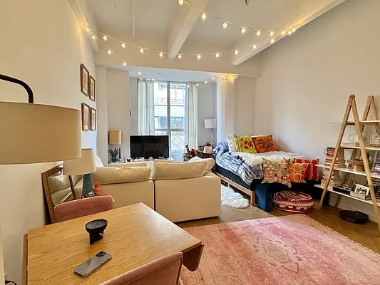 184 Kent Avenue #D508