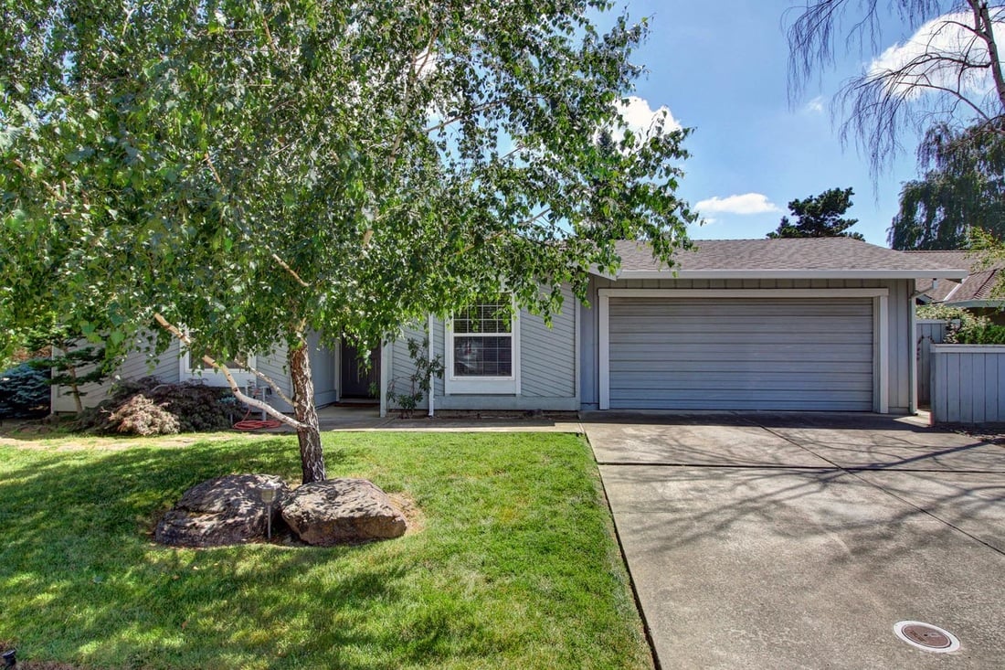 Just Sold in Greenhaven! 810 Portugal Way