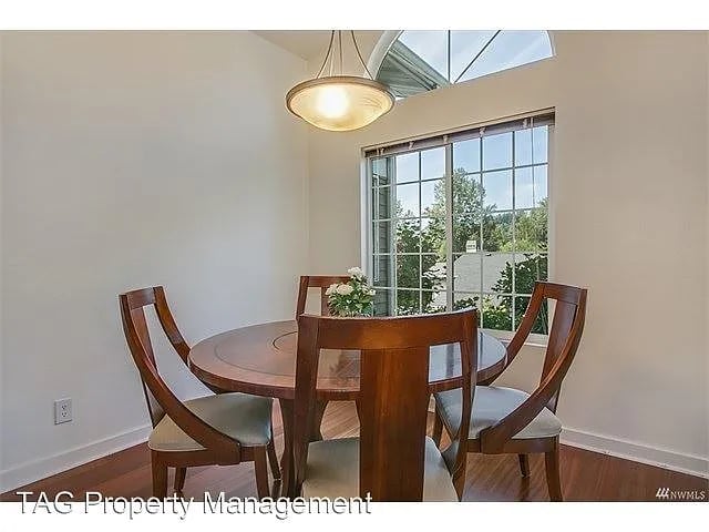 9838 NE 122nd St APT Q301