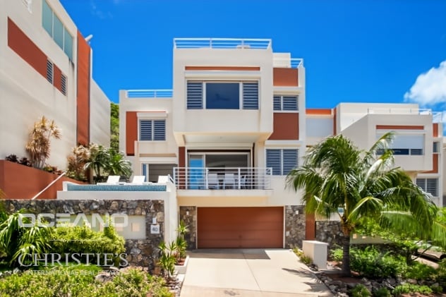 INDIGO BAY - ROOFTOP VILLA WITH OCEAN VIEW