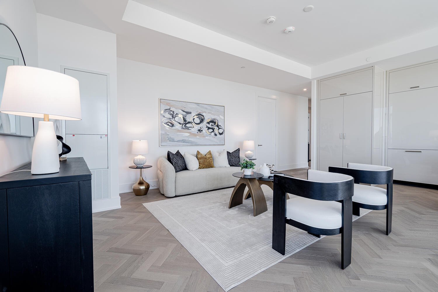  SOLD: Luxury Corner Penthouse 