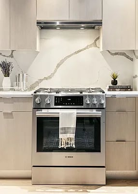 175 Spencer Street #4F+