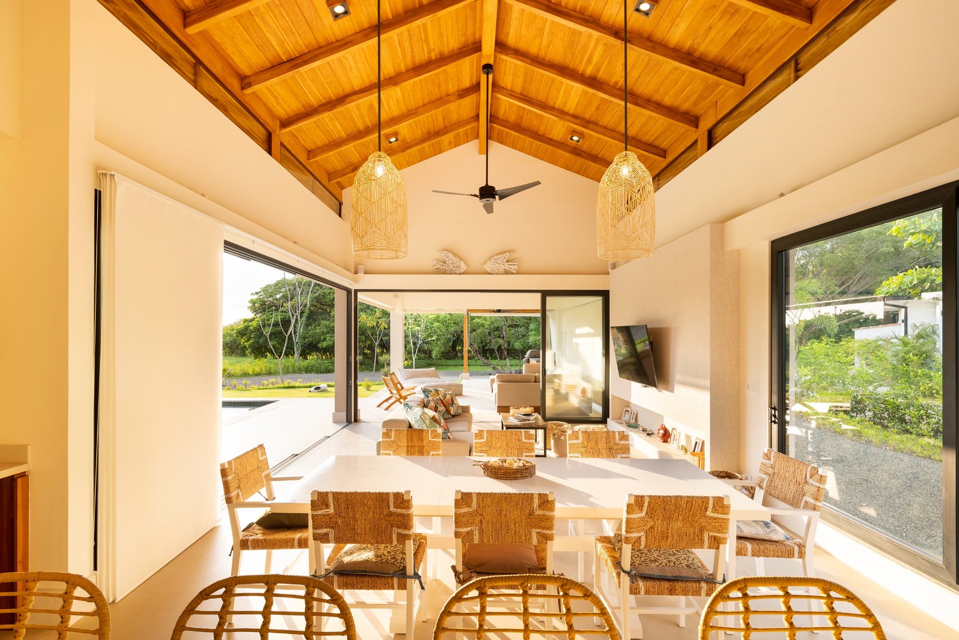 Casa Roacamar:  A Modern Coastal Sanctuary Steps from Playa Bonita