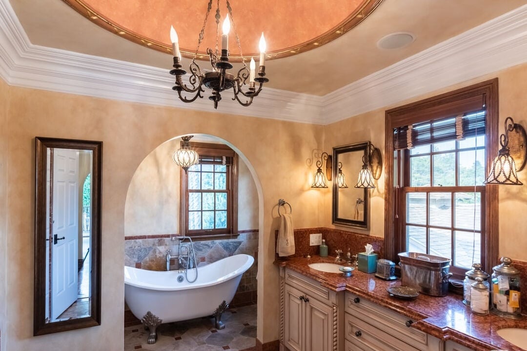 San Vicente Blvd, 90402