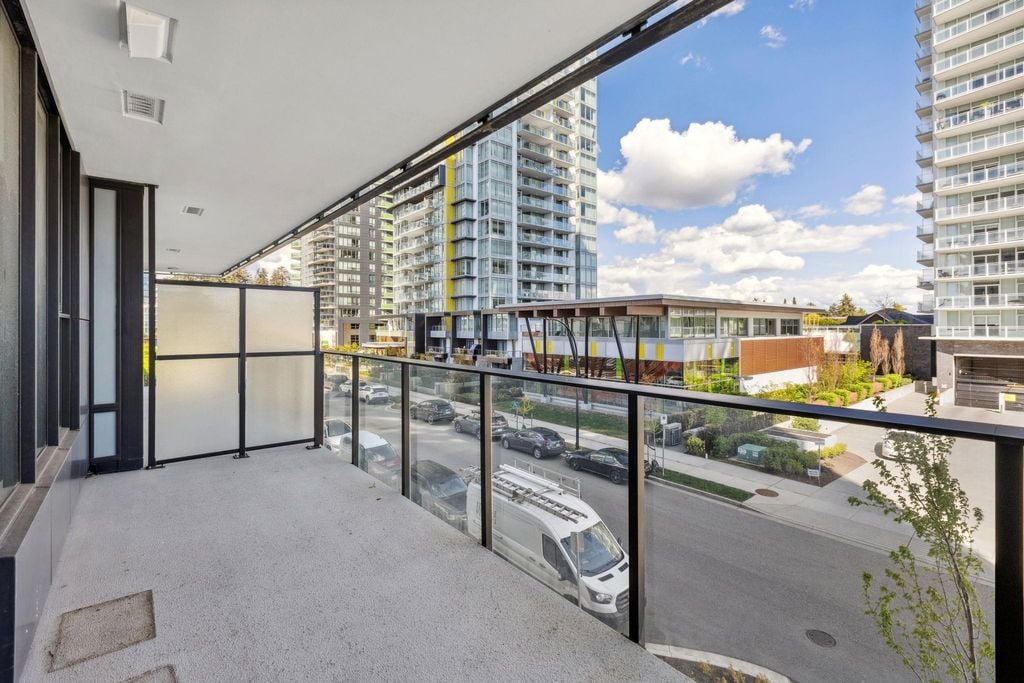 6699 Dunblane Ave, #304
