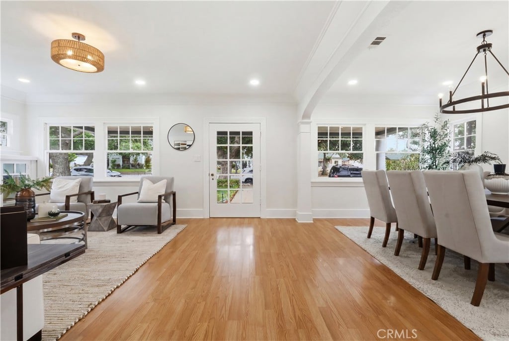 349 N Glendora Ave, Glendora