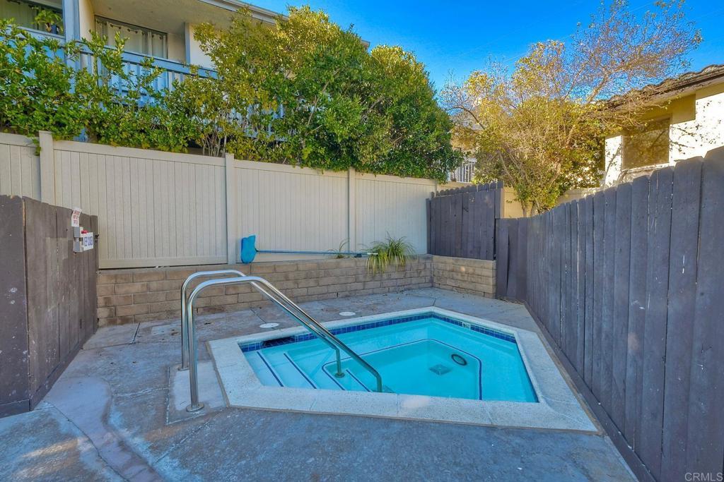 2402 Altisma Way UNIT E
