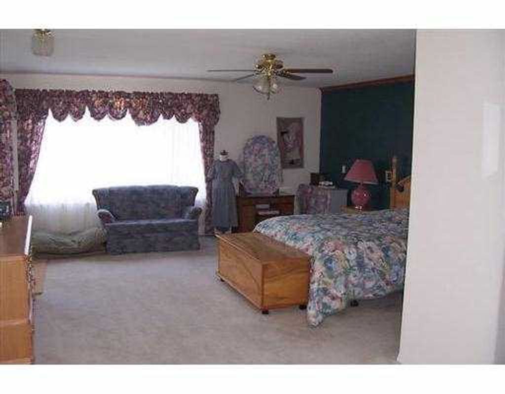 1007 Tobermory Wy