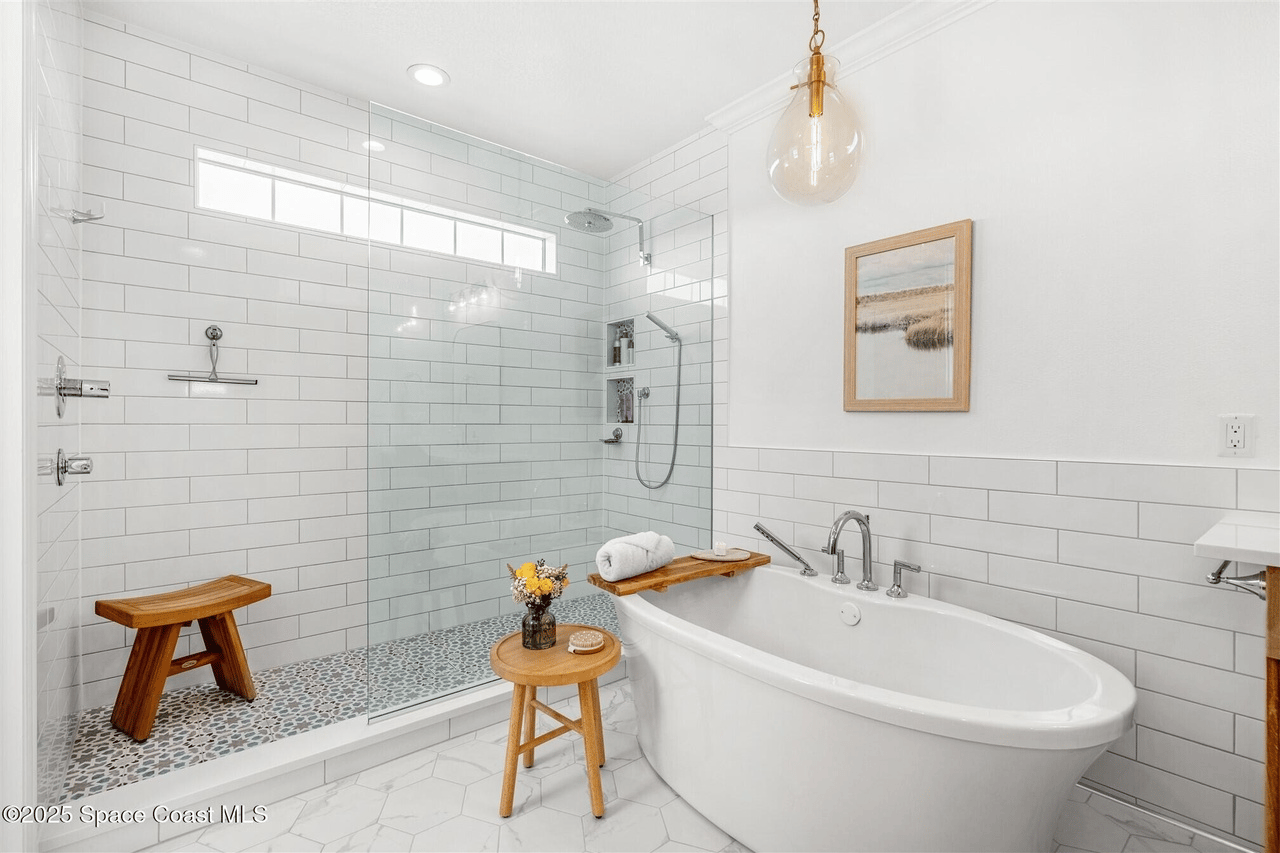 3077 Cortona Dr