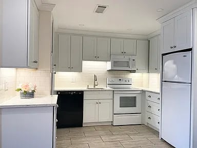 666 Main St APT 315