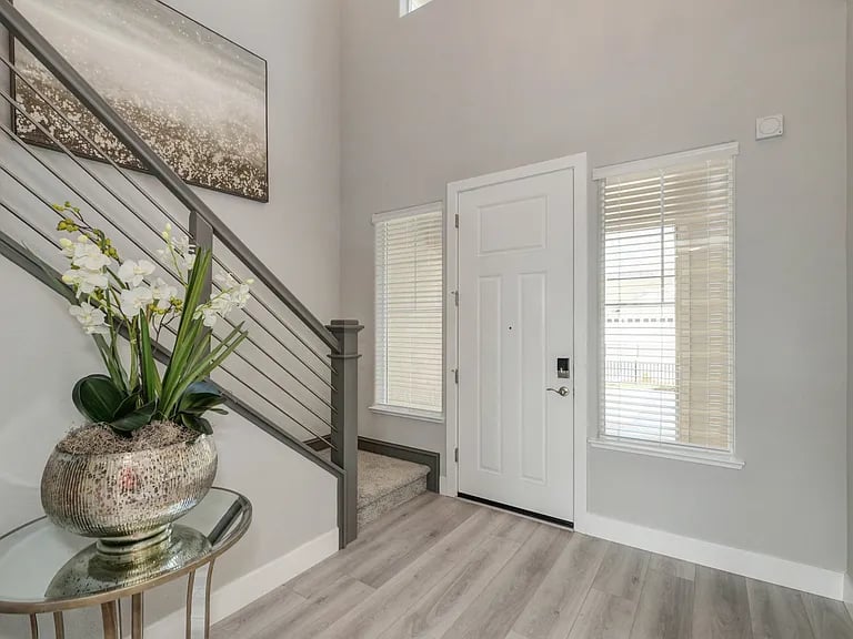 808 Elko Ct