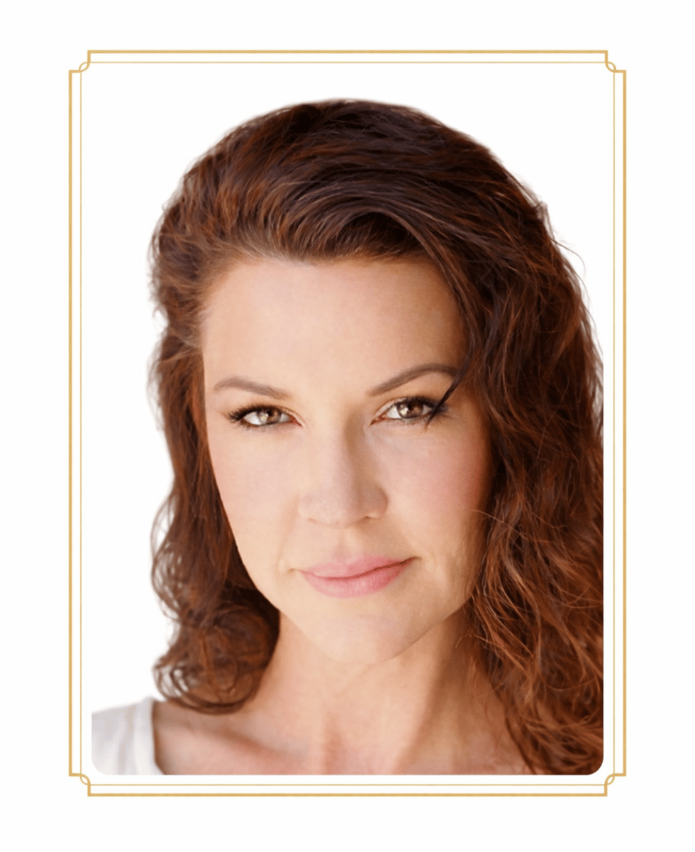 Karen Abenit Glendale AZ, Real Estate Agent Headshot