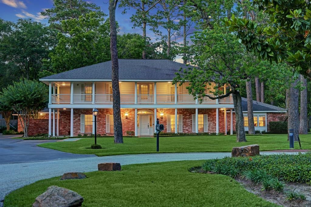 11306 Williamsburg Dr