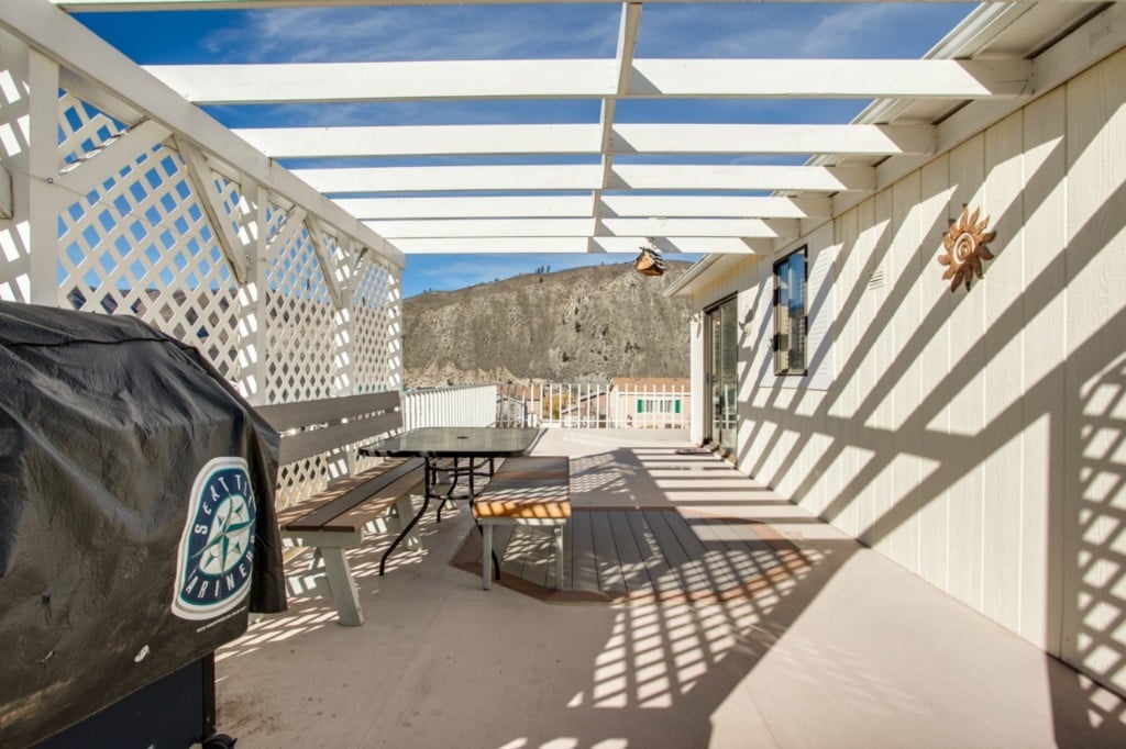 420 W Entiat Dr