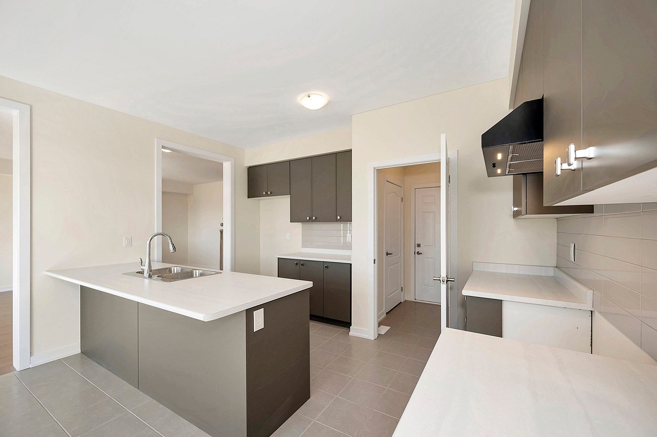 24 Basswood Crescent