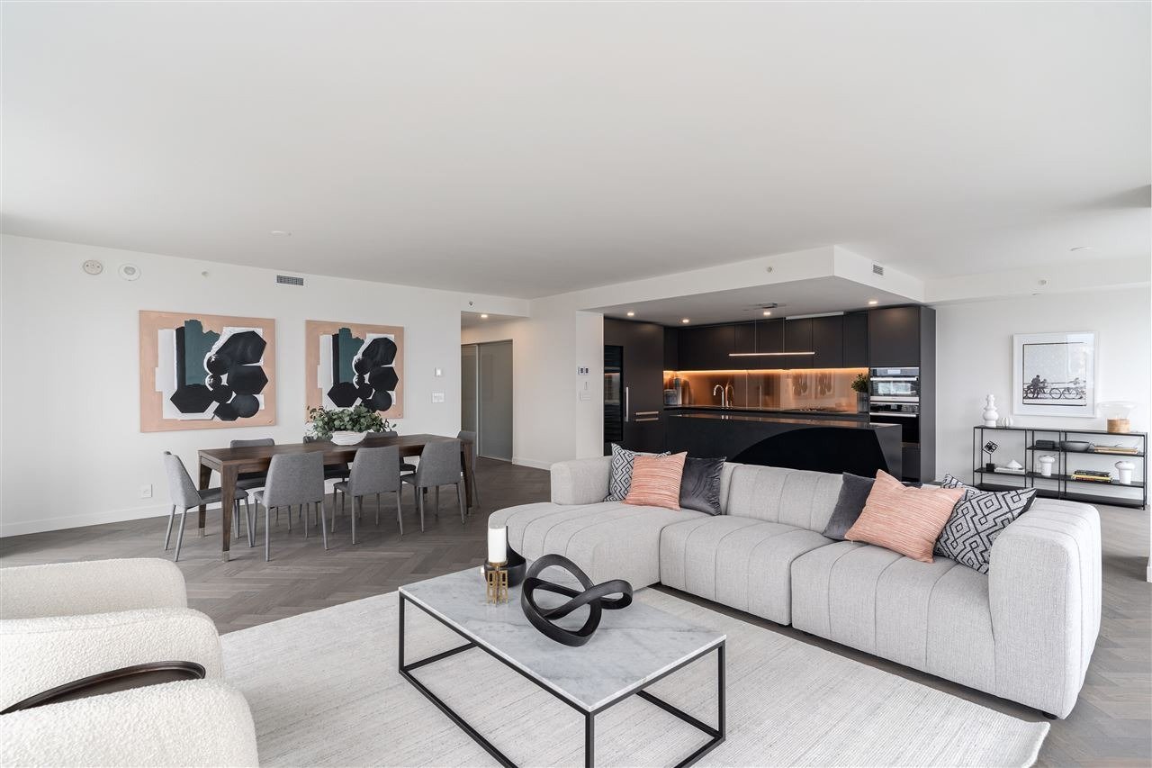 1480 Howe St, #4903