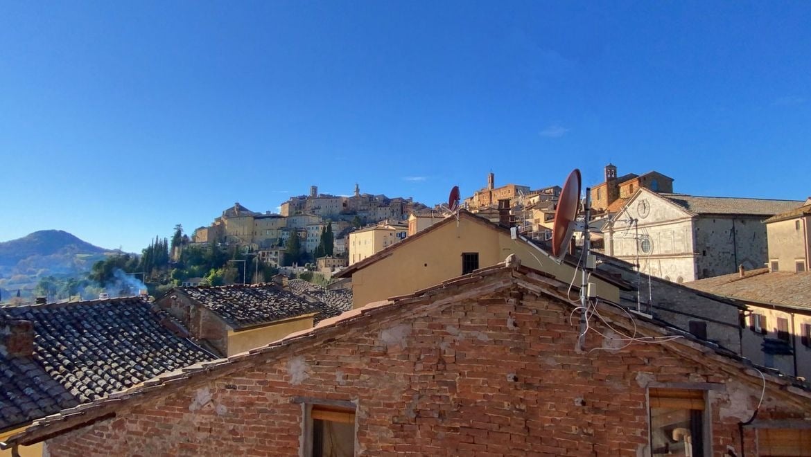 Bright Apartment In The Center of Montepulciano