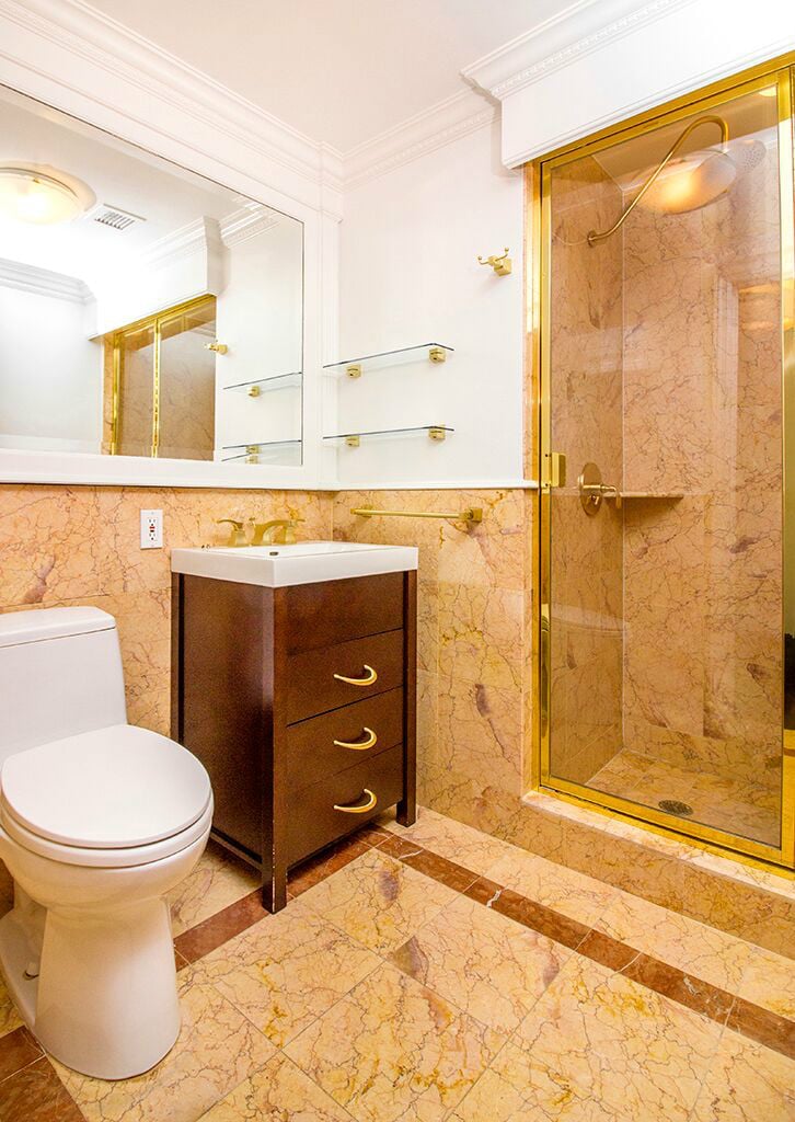 1049 Fifth Avenue, #6A