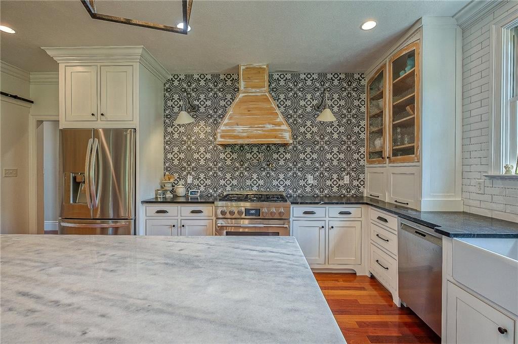108 Walden Pond Lane