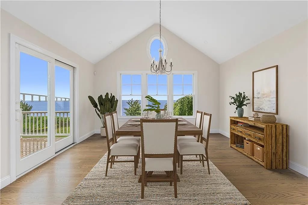 205 Seaside Dr