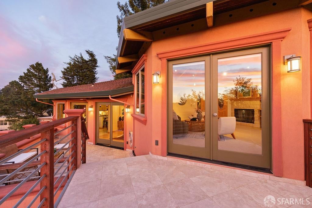 8727 Skyline Boulevard
