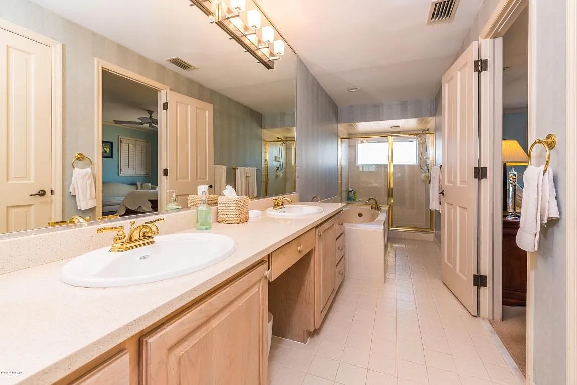 186 Sea Hammock Way
