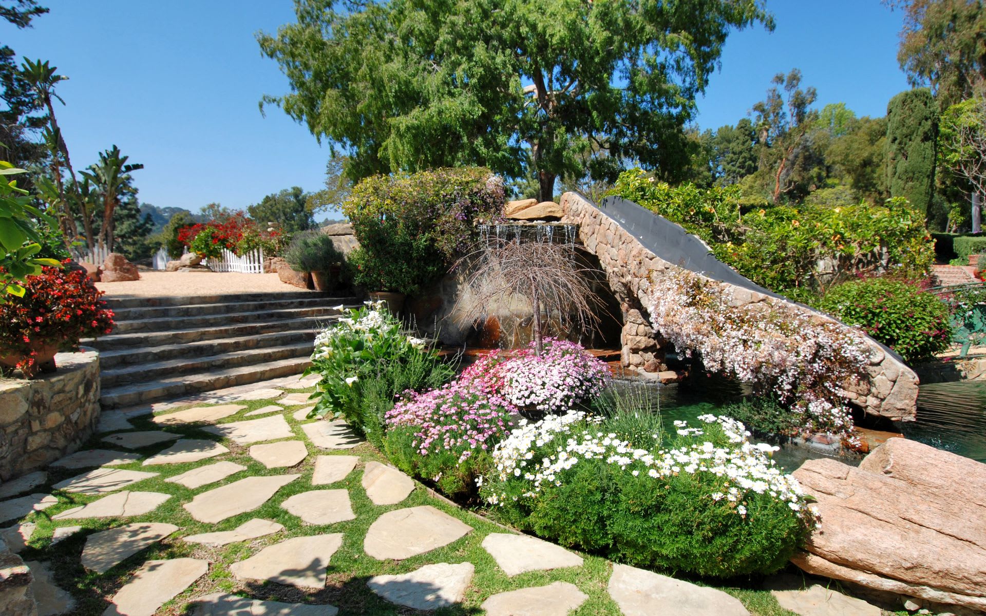 9941 Tower Ln, Beverly Hills