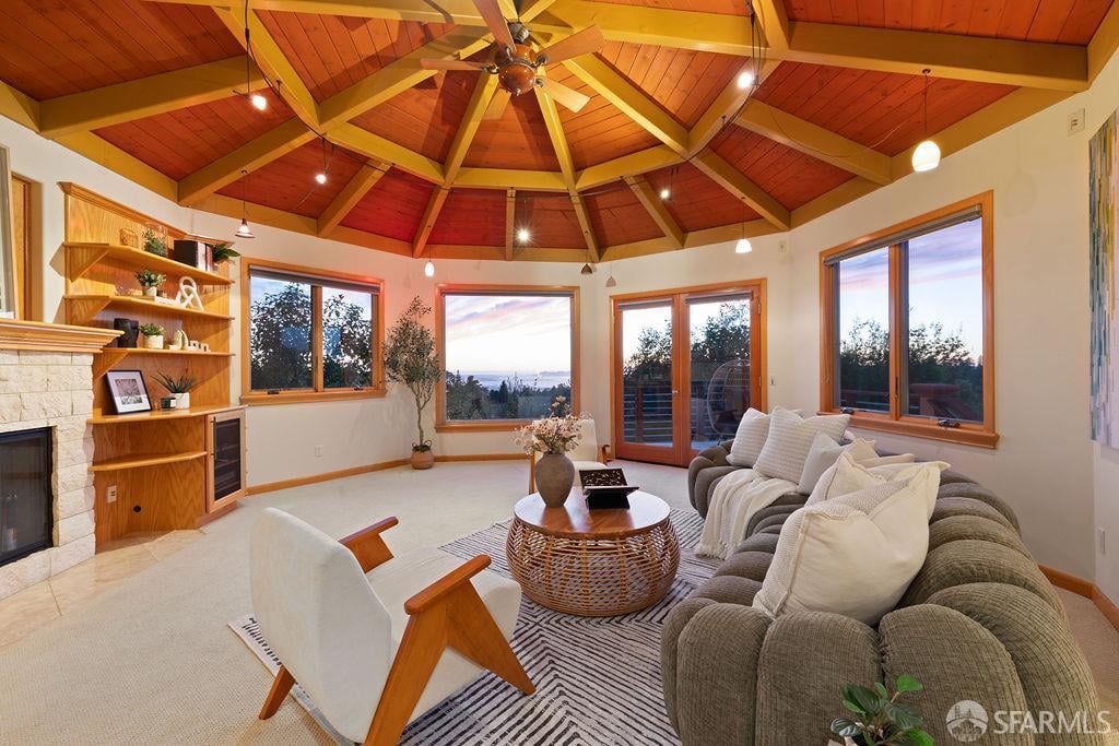 8727 Skyline Boulevard