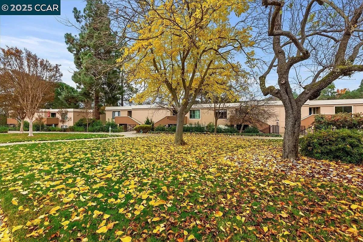 1857 Golden Rain Rd APT 2, Walnut Creek, CA 94595
