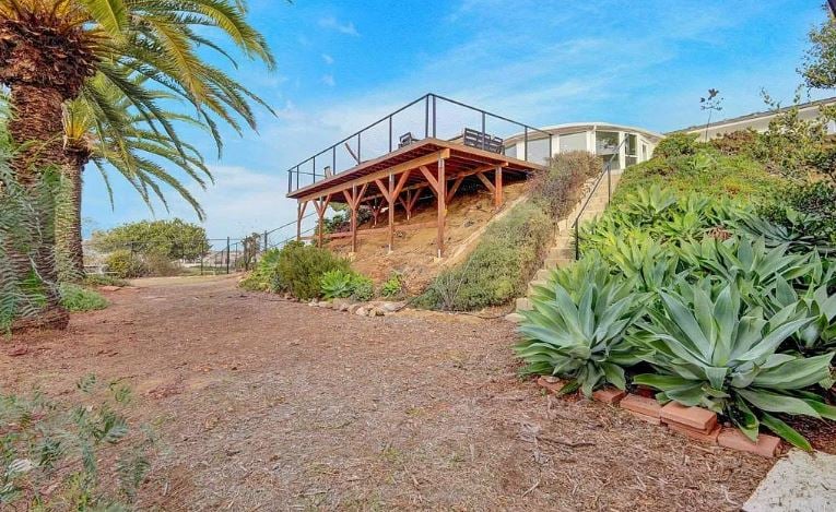 4107 Cole Way san diego, CA 92117