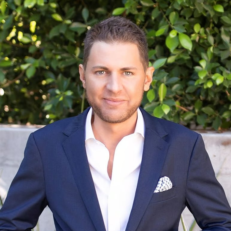 Kevin Owens Scottsdale, AZ Real Estate Agent Headshot