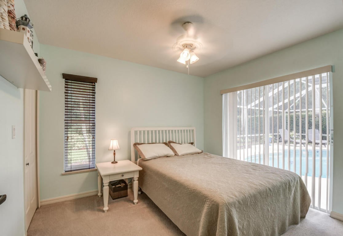 214 SW Fernleaf Trl